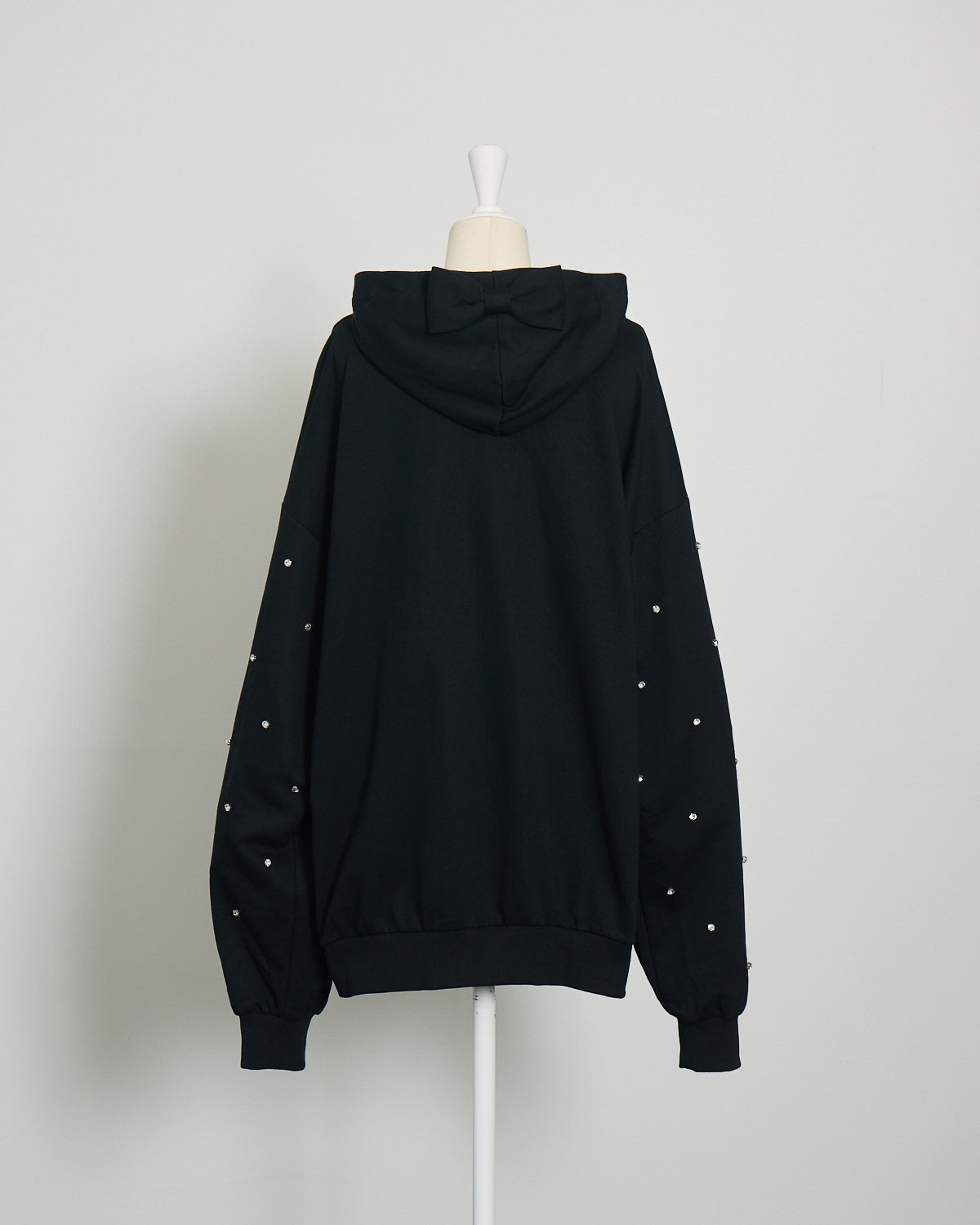 カラー:ブラック