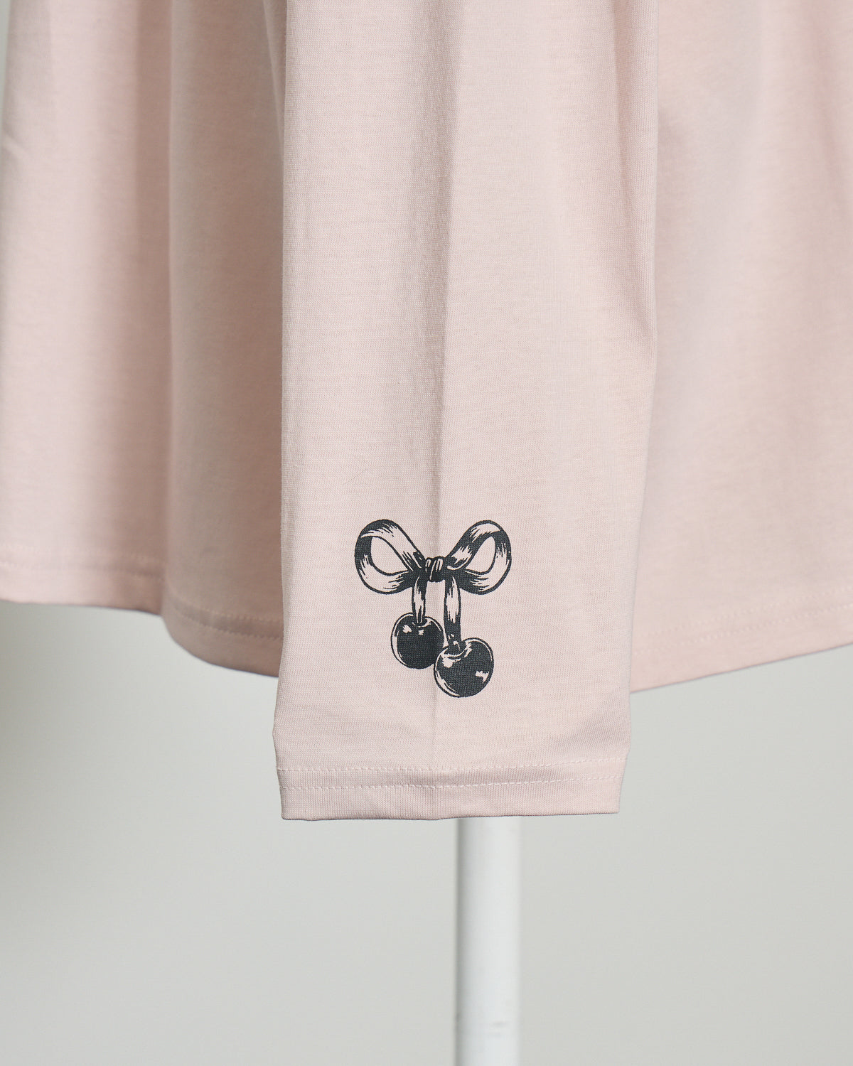 pium bunny sweets box ロングTシャツ