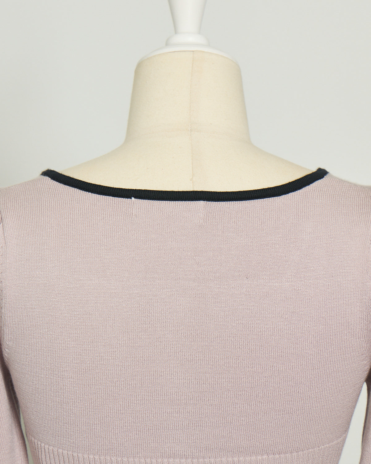 ウエストリブハートボタンニット