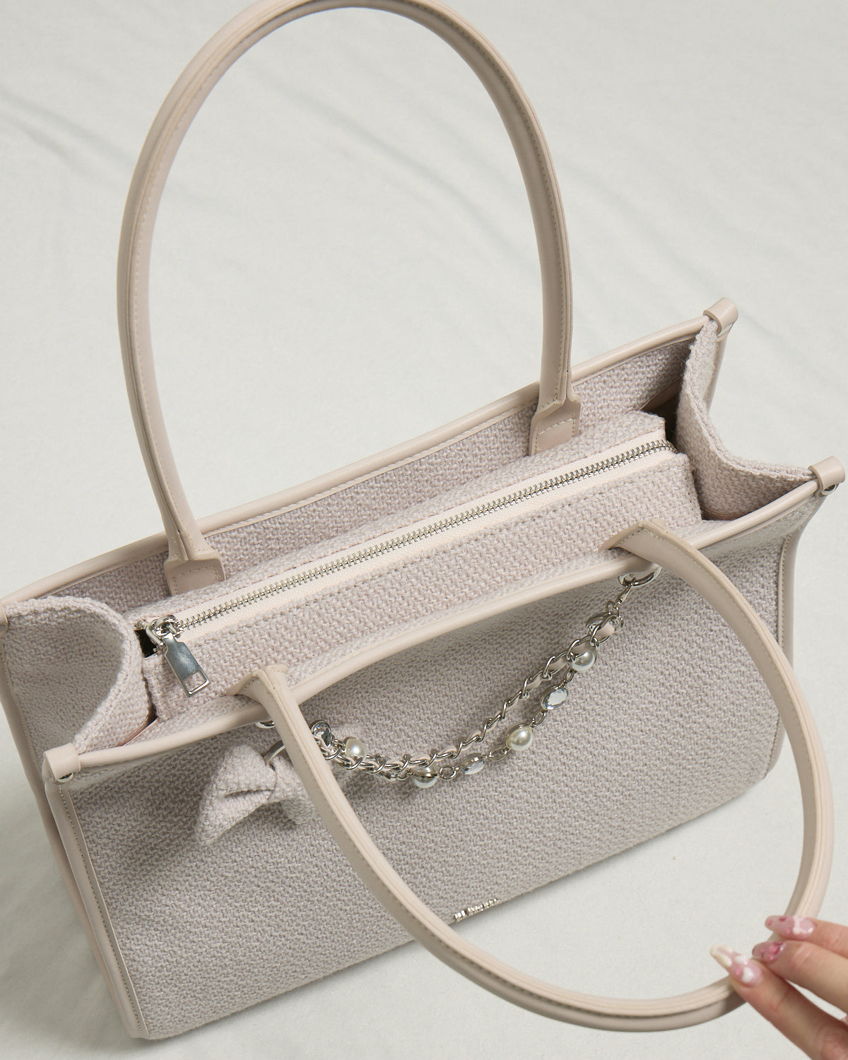 リボンチャーム付きツイードスクエアトートバッグ