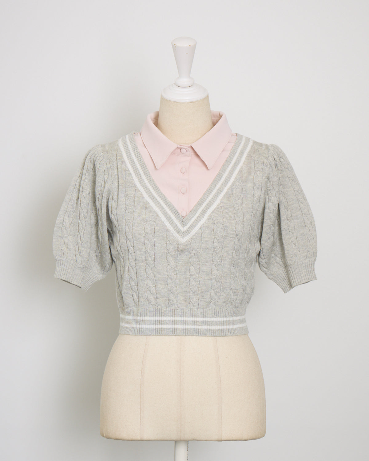 リボンタイ付きレイヤードケーブルニット