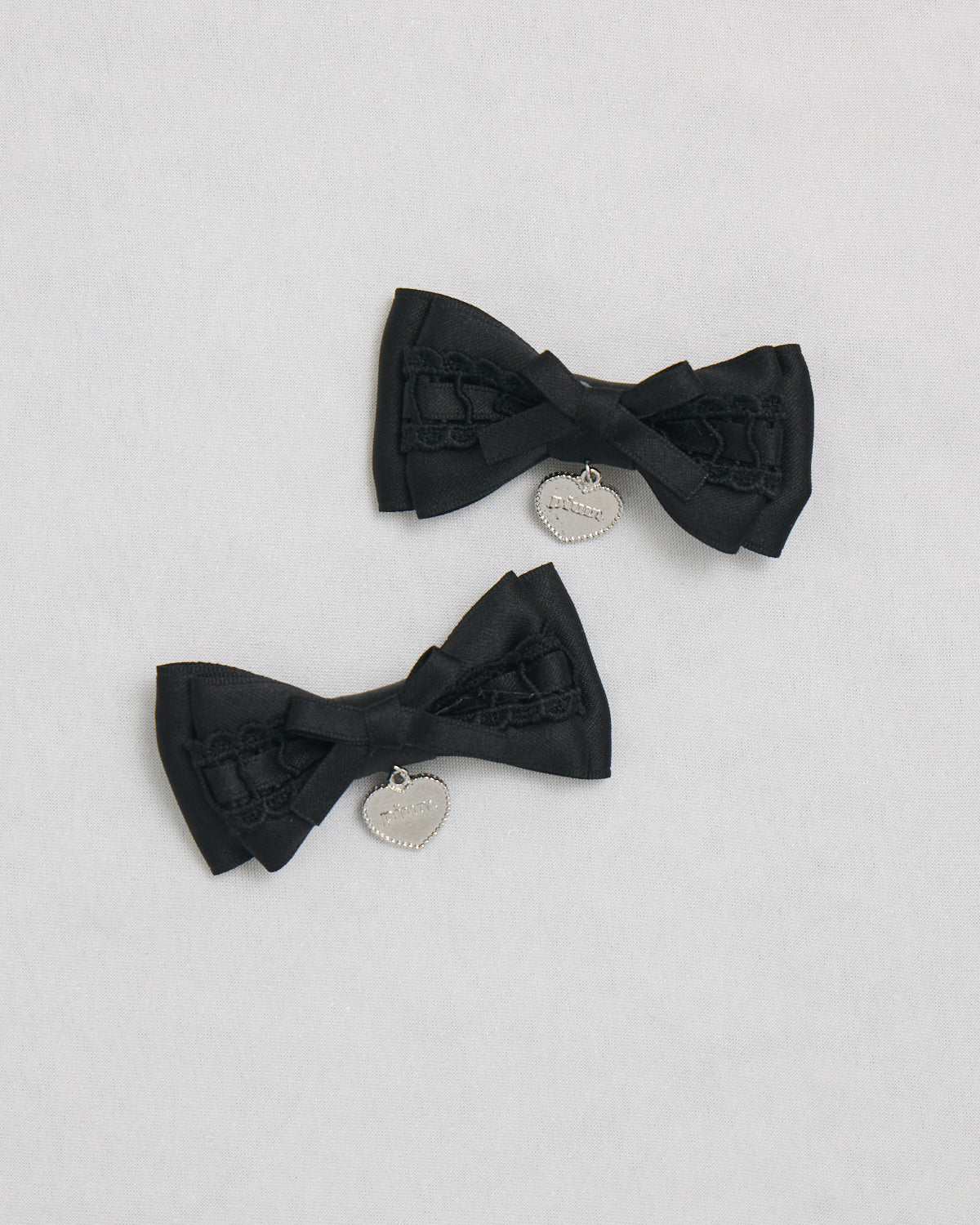 カラー:ブラック×ブラック