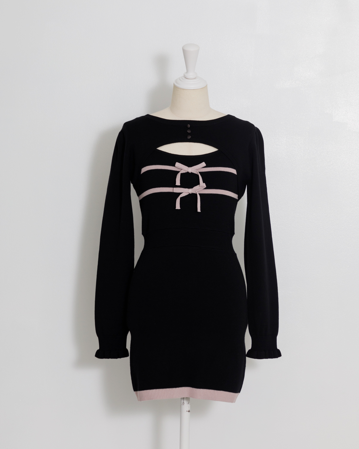 カラー:ブラック