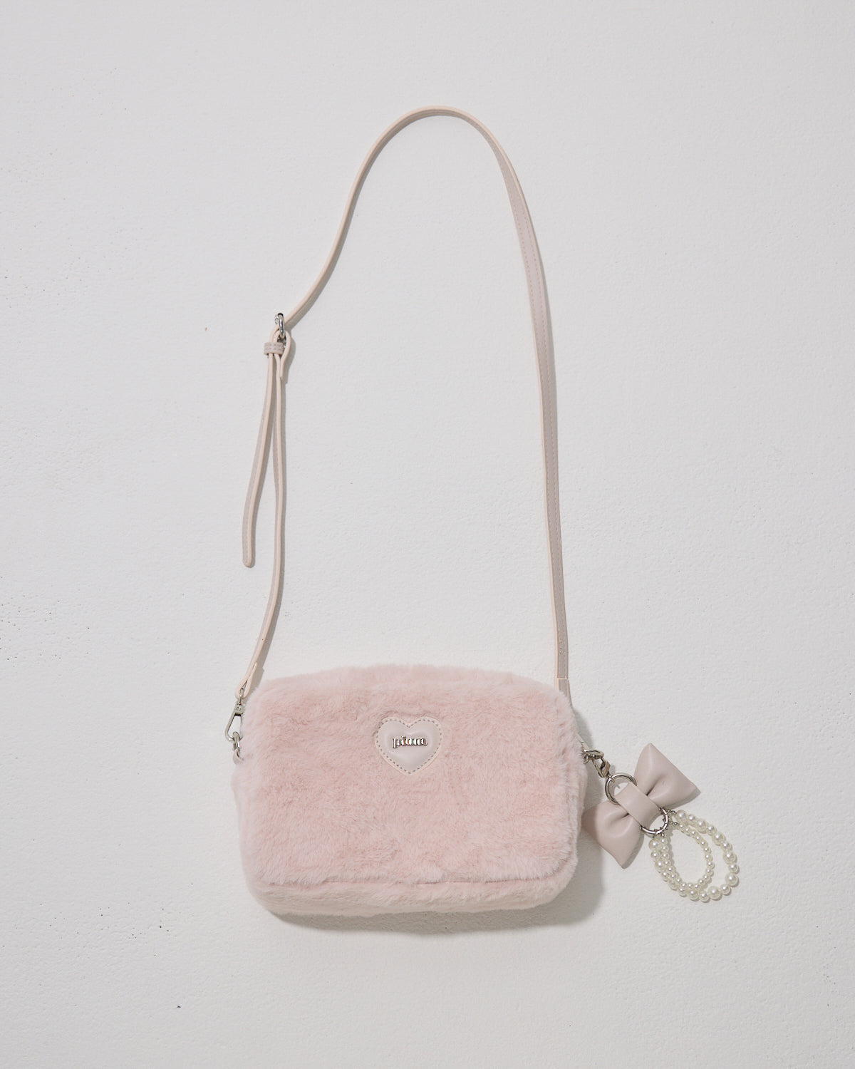 チャーム付き2wayファーバッグ