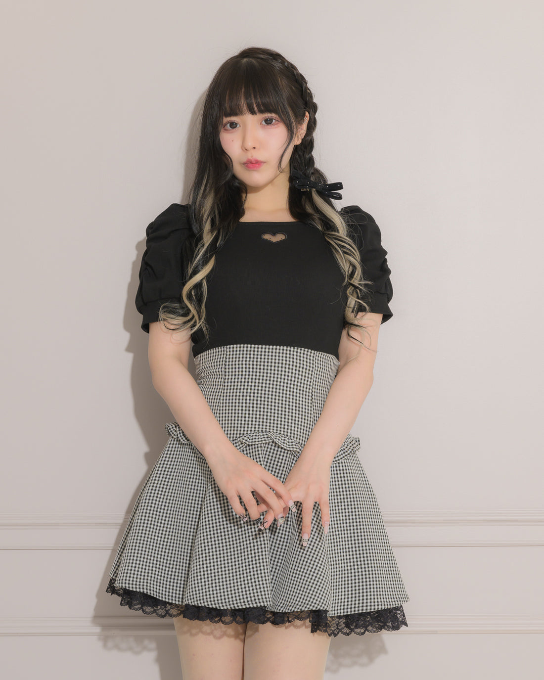 ハート開きギャザースリーブカットソー