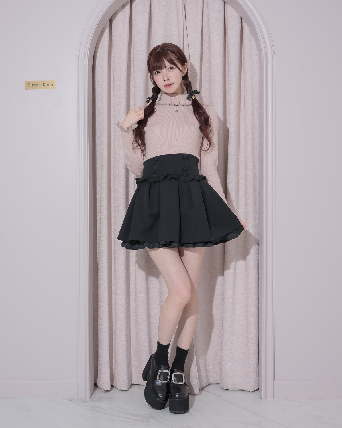 モデル身長:161cm/着用カラー:チャコール