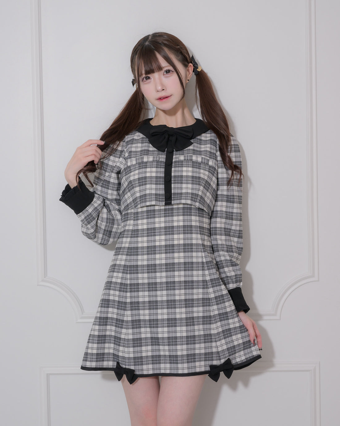 モデル身長:161cm/着用カラー:ホワイトチェック