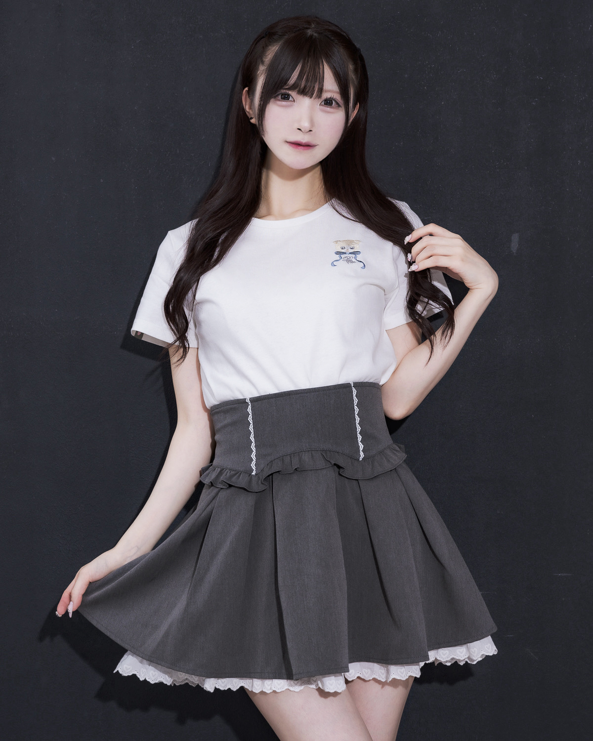 モデル身長:161cm/着用カラー:ホワイト×ブルー