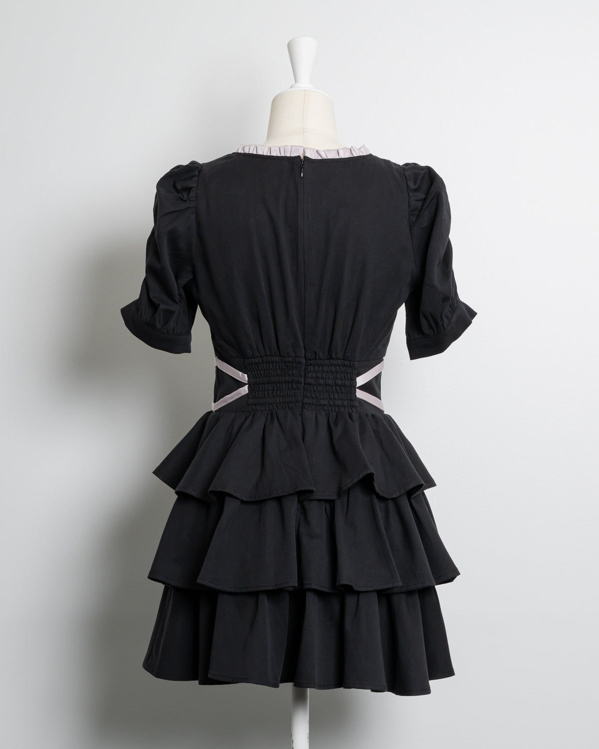 クロスベルト半袖ティアードミニワンピース