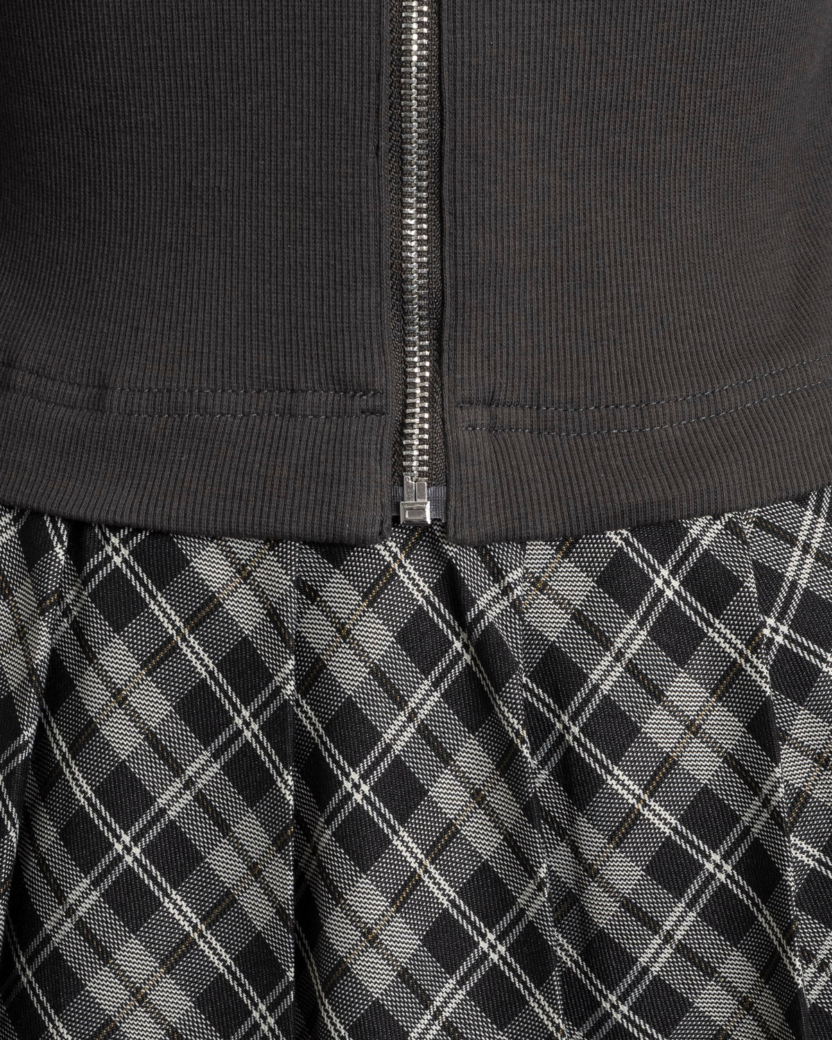 バイカラーチェックカットプリーツワンピース