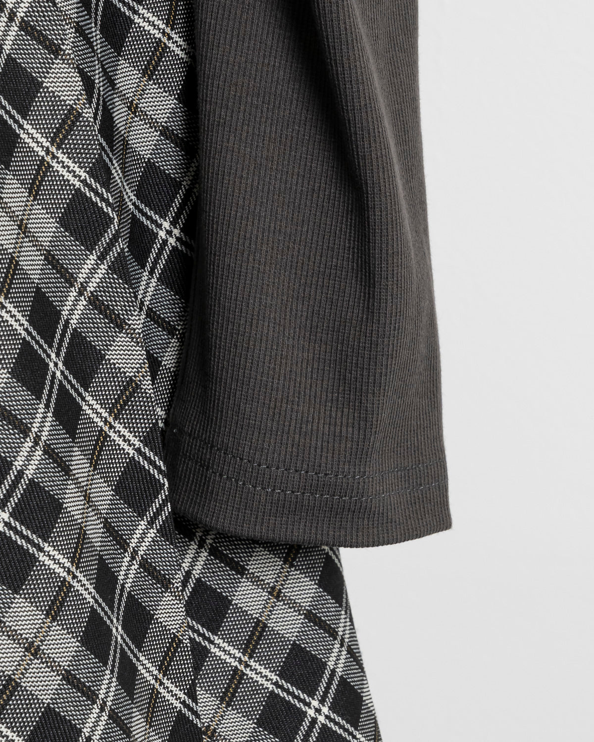 バイカラーチェックカットプリーツワンピース