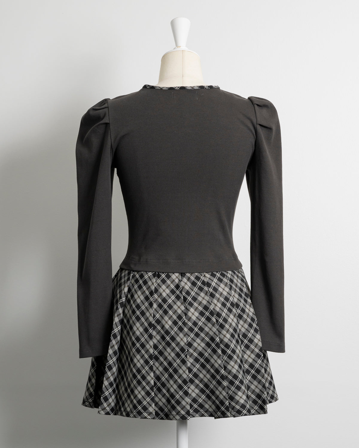 バイカラーチェックカットプリーツワンピース