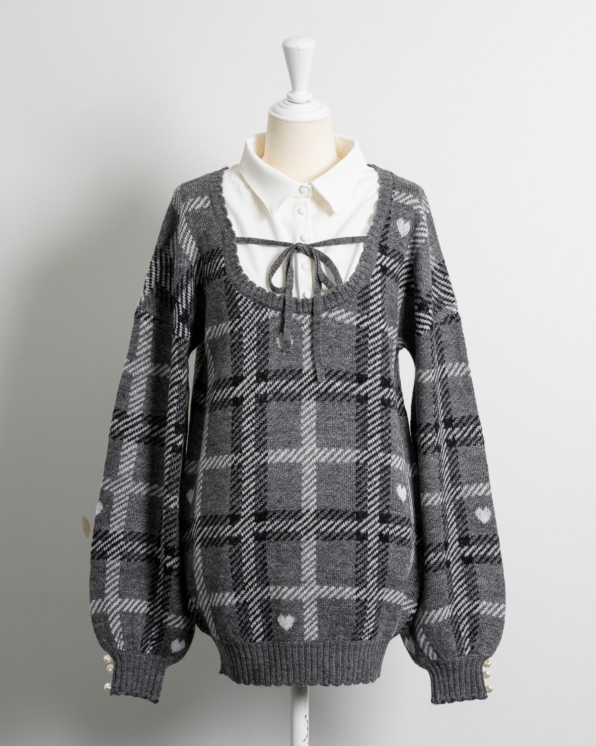 カラー:チャコール