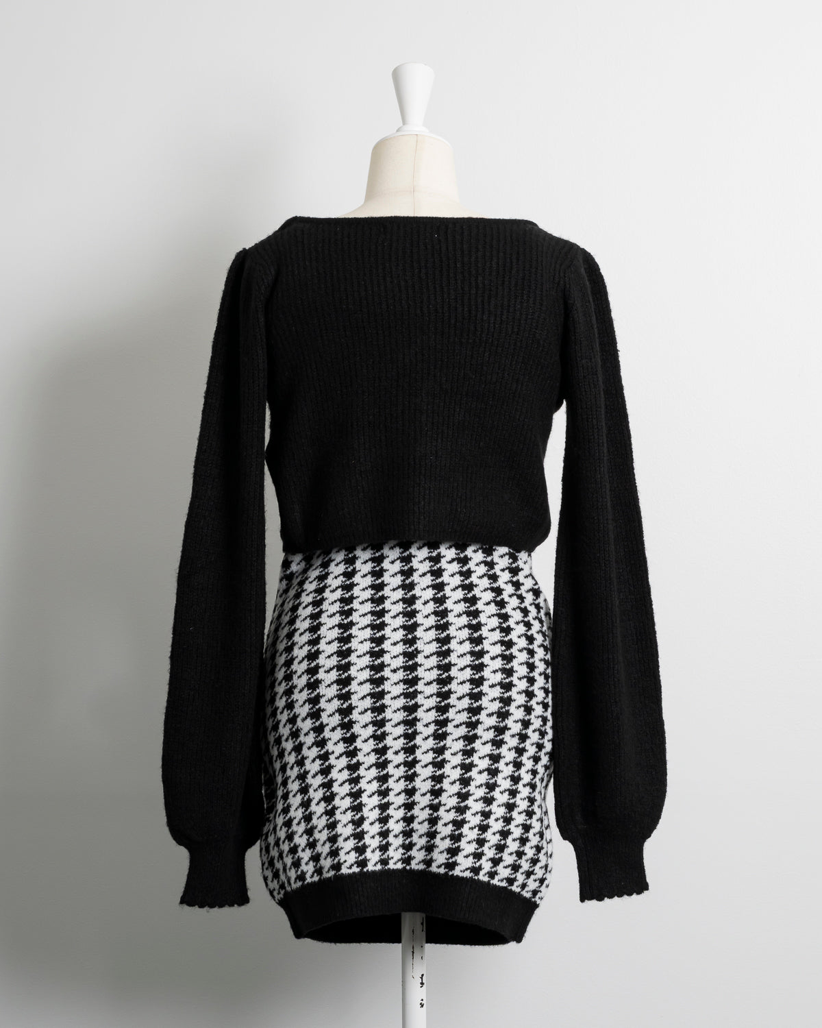 リボンレイヤード千鳥柄ニットワンピ