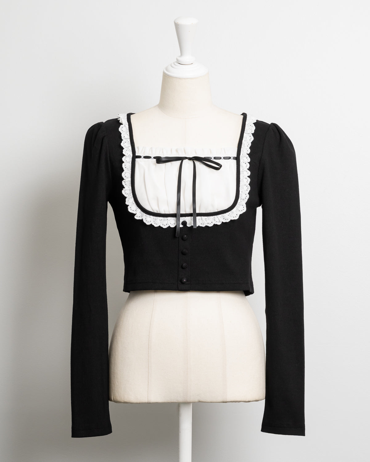 カラー:ブラック