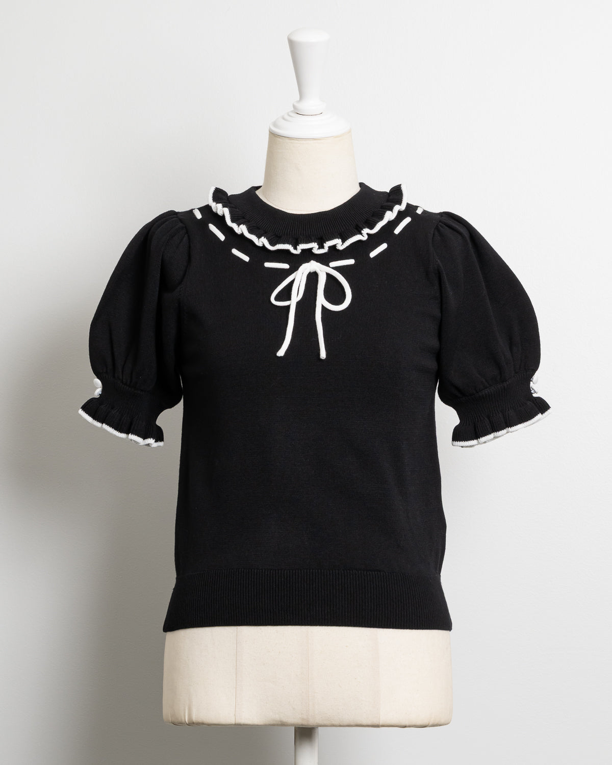 カラー:ブラック