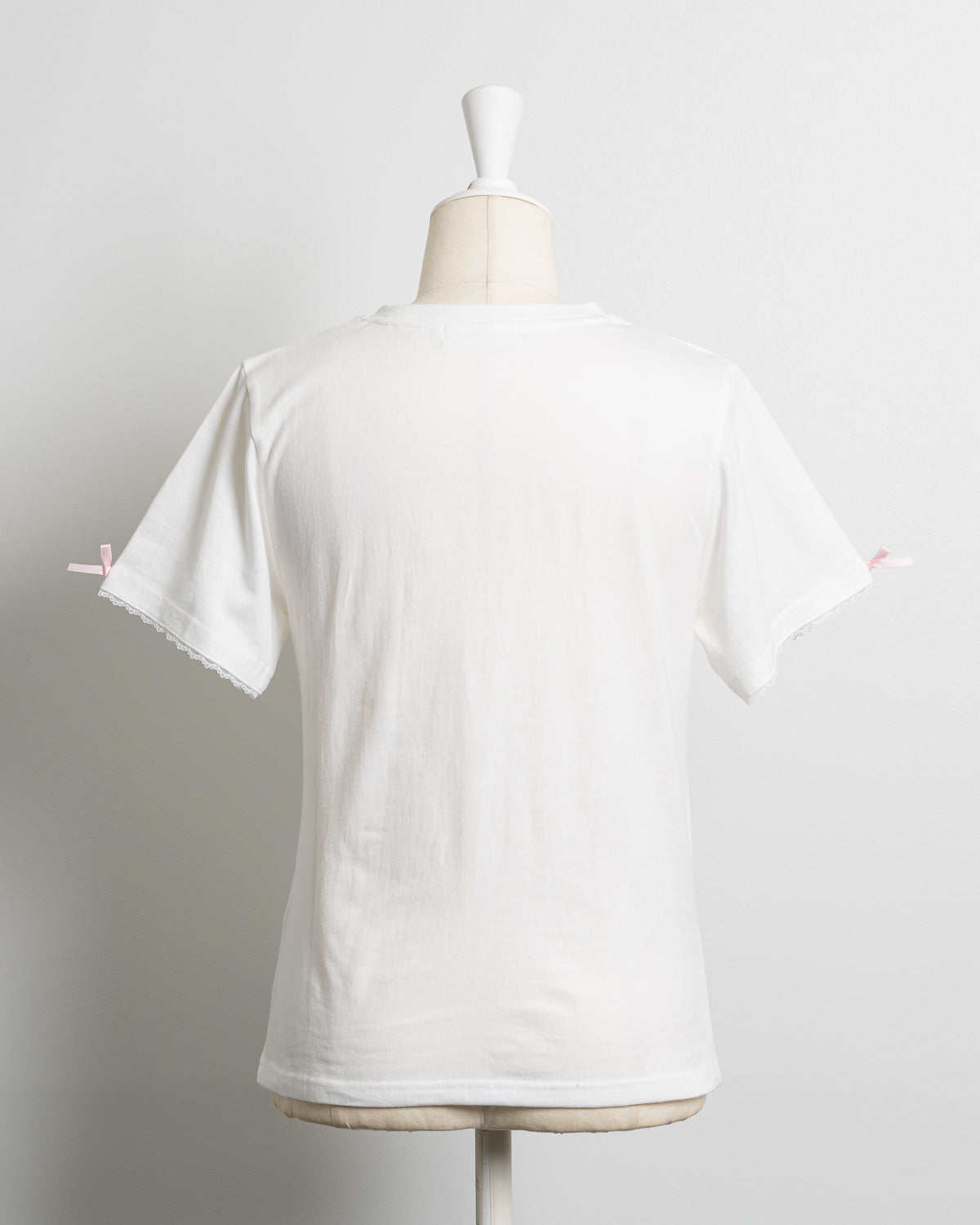 ロゴ刺繍レースリボンTシャツ