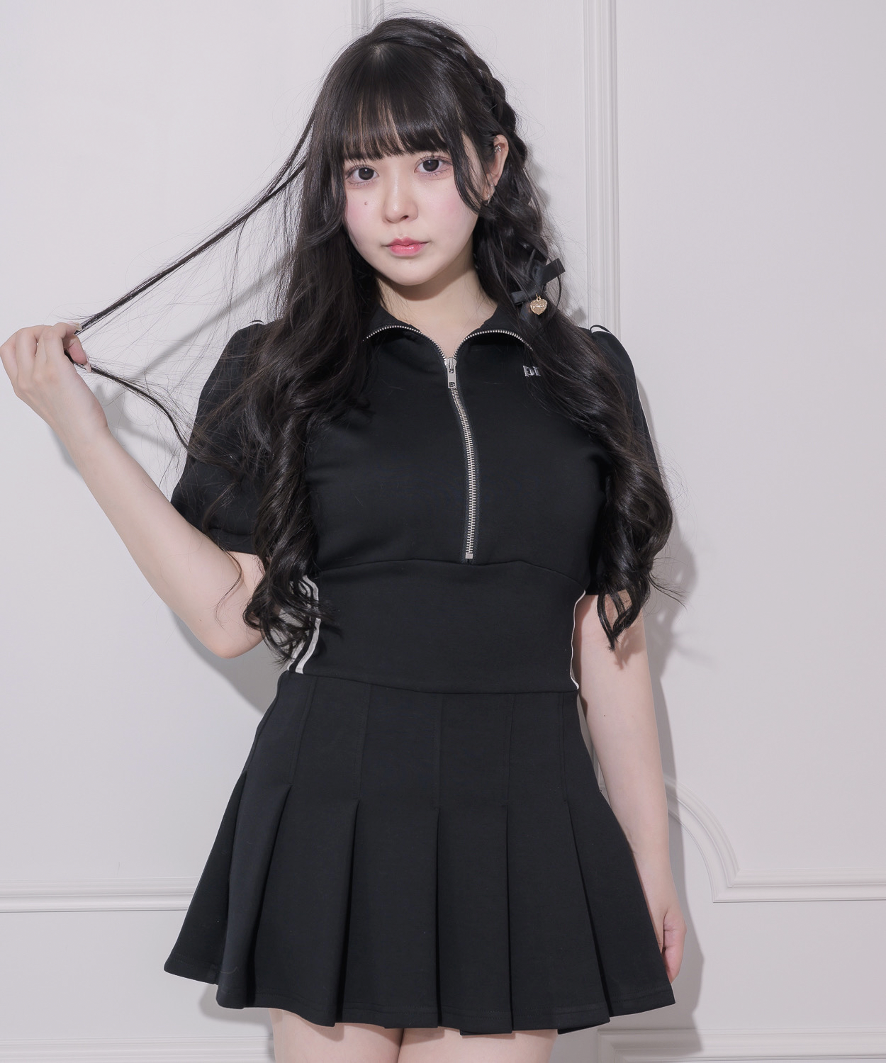 pium ピウム ダブルラインジャージミニワンピース ブラック ダブルラインジャージミニワンピース – pium