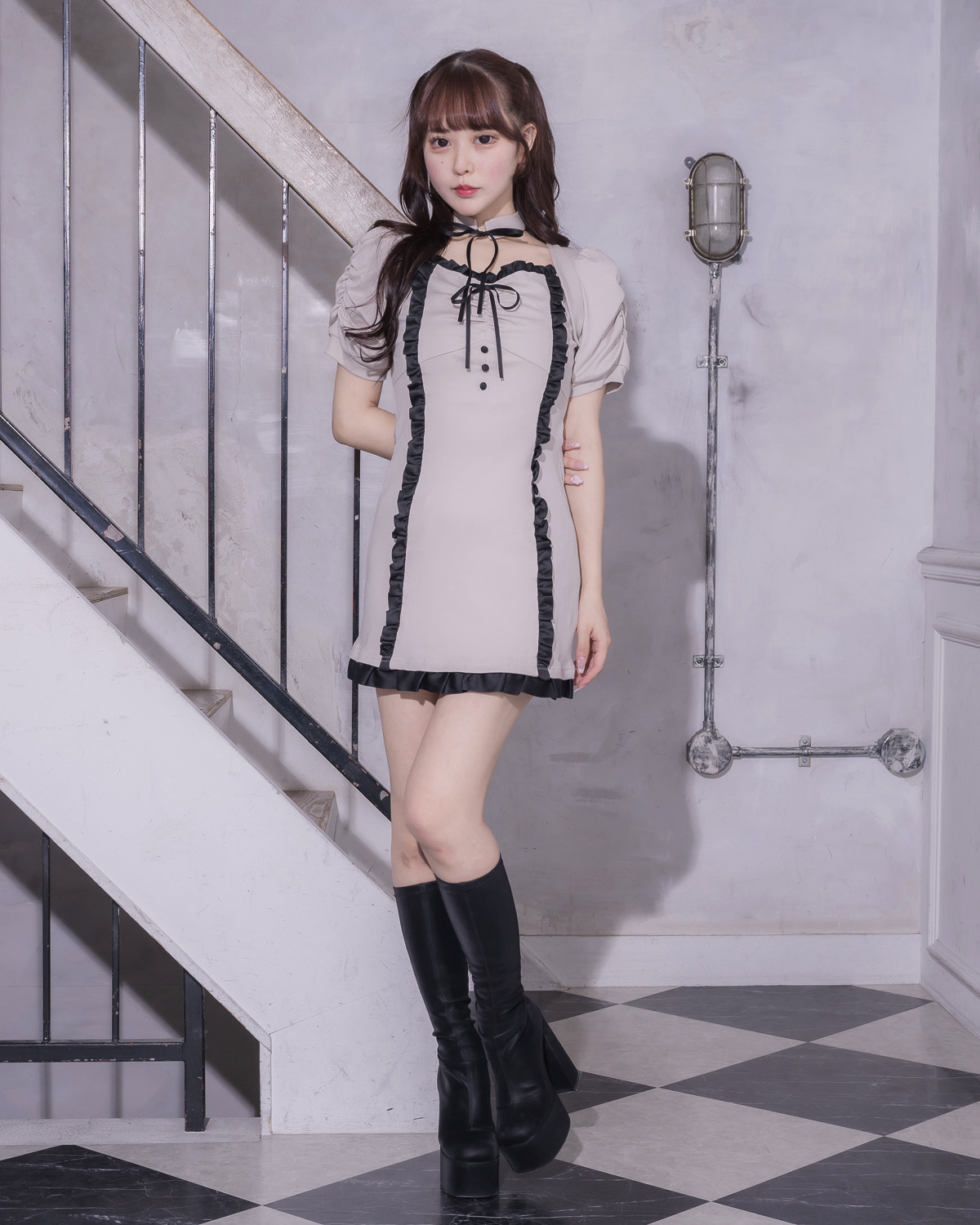 モデル身長:157cm/着用カラー : グレージュ