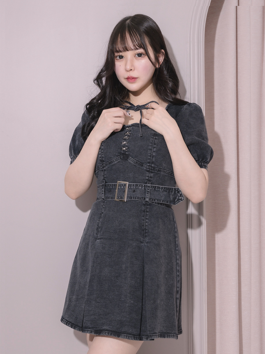 プリーツベルトデニムミニワンピース