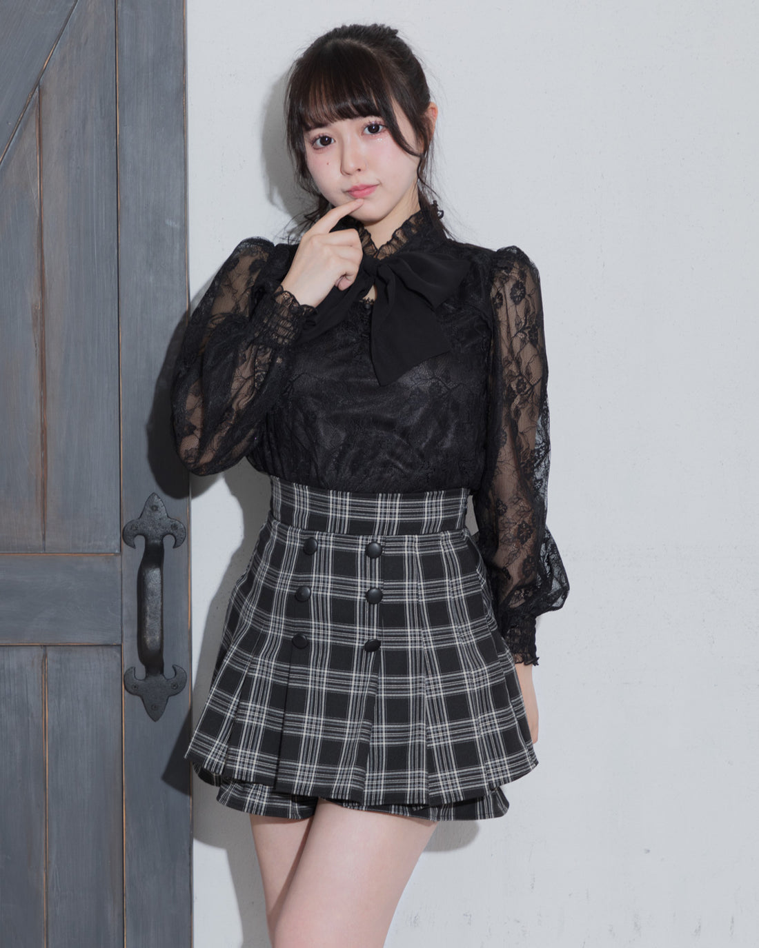 モデル身長:157cm/着用カラー:ブラックチェック