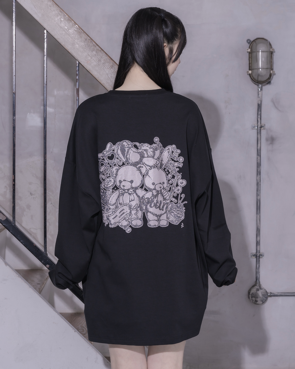 モデル身長:155cm/着用カラー:ブラック