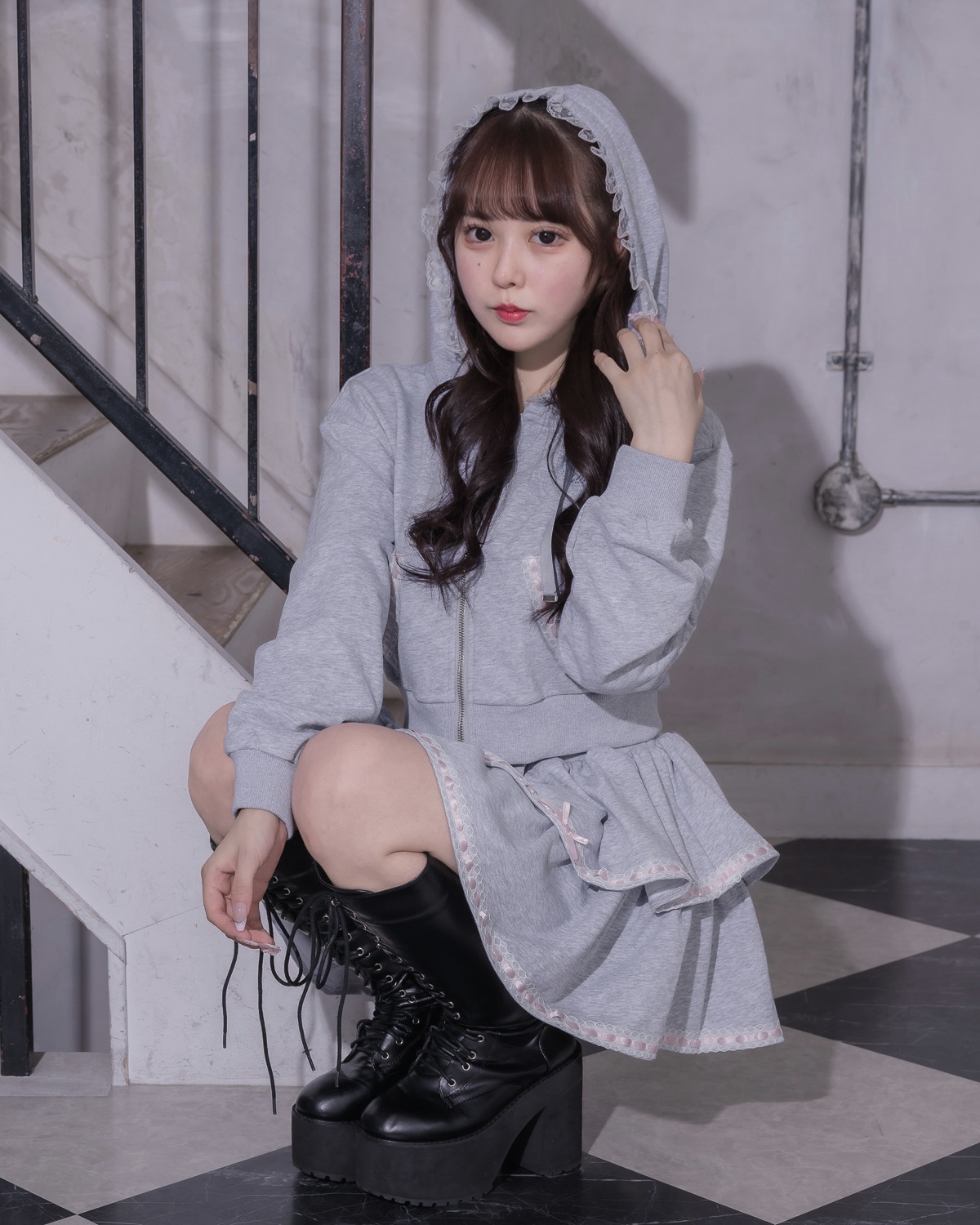 モデル身長:157cm/着用カラー:グレー
