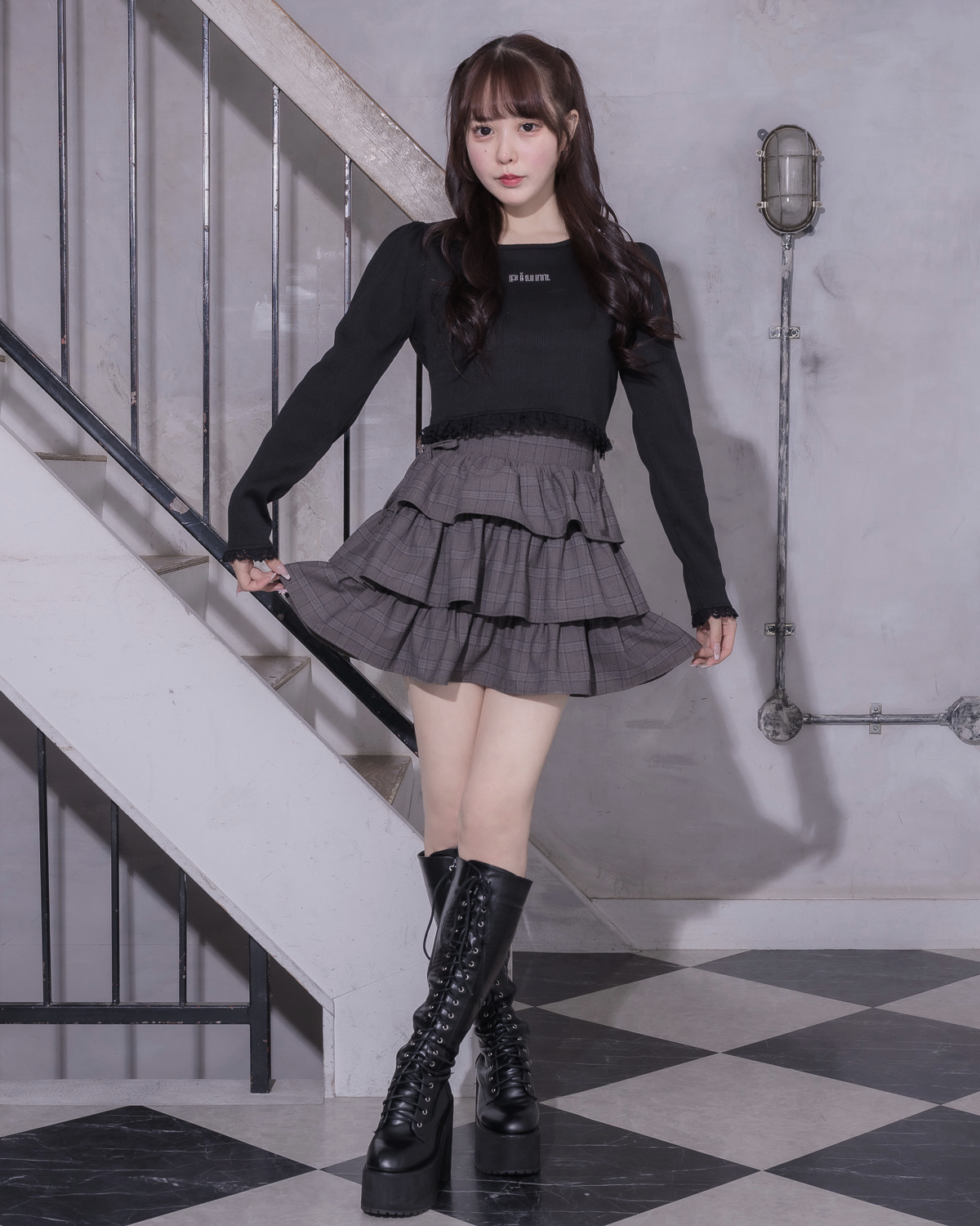 モデル身長:157cm/着用カラー:ブラック×ブラック