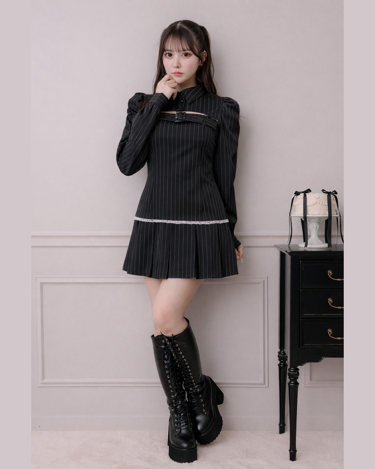 モデル身長:157cm/着用カラー:ブラック
ストライプ