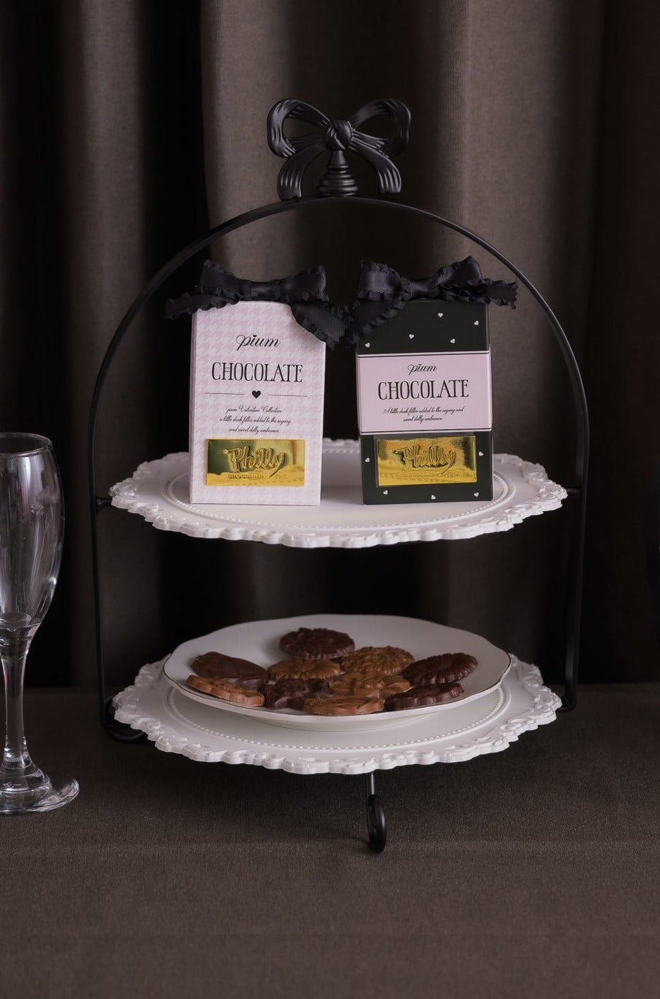 pium ribbon chocolate box