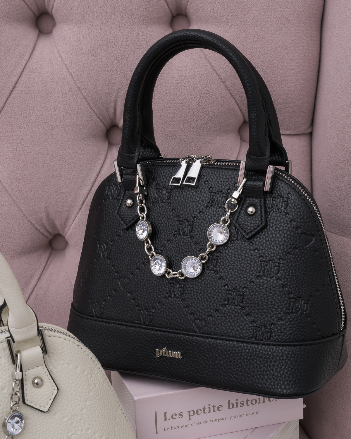 カラー:ブラック