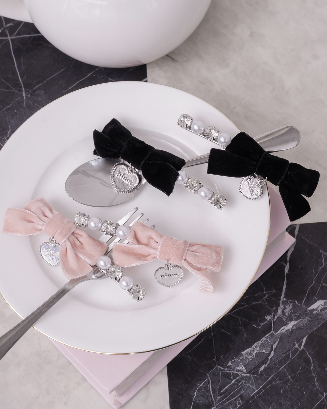 パールビジューベロアリボンクリップセット