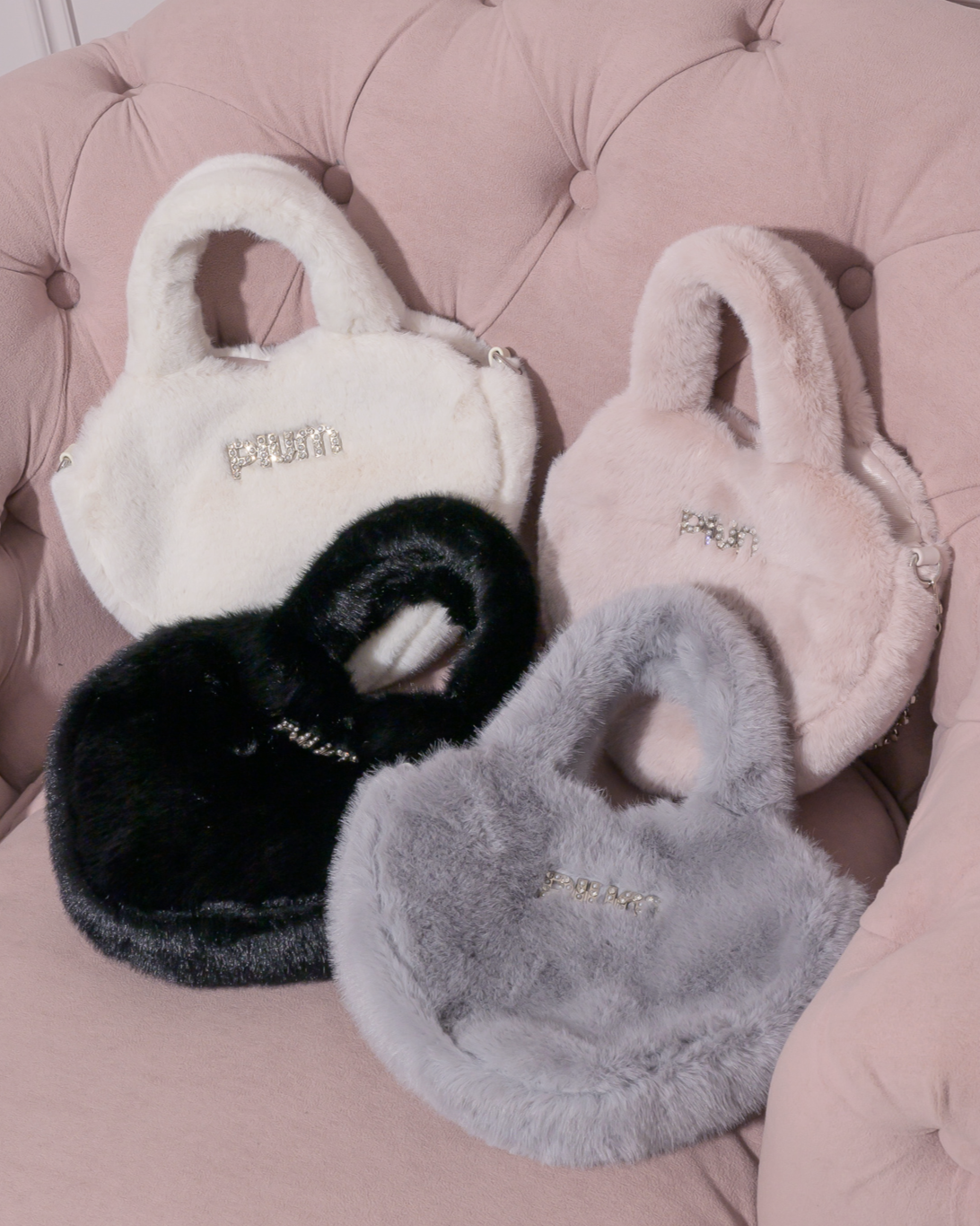 ビジューロゴハート型ファーバッグ – pium ビジューロゴハート型ファーバッグ – pium