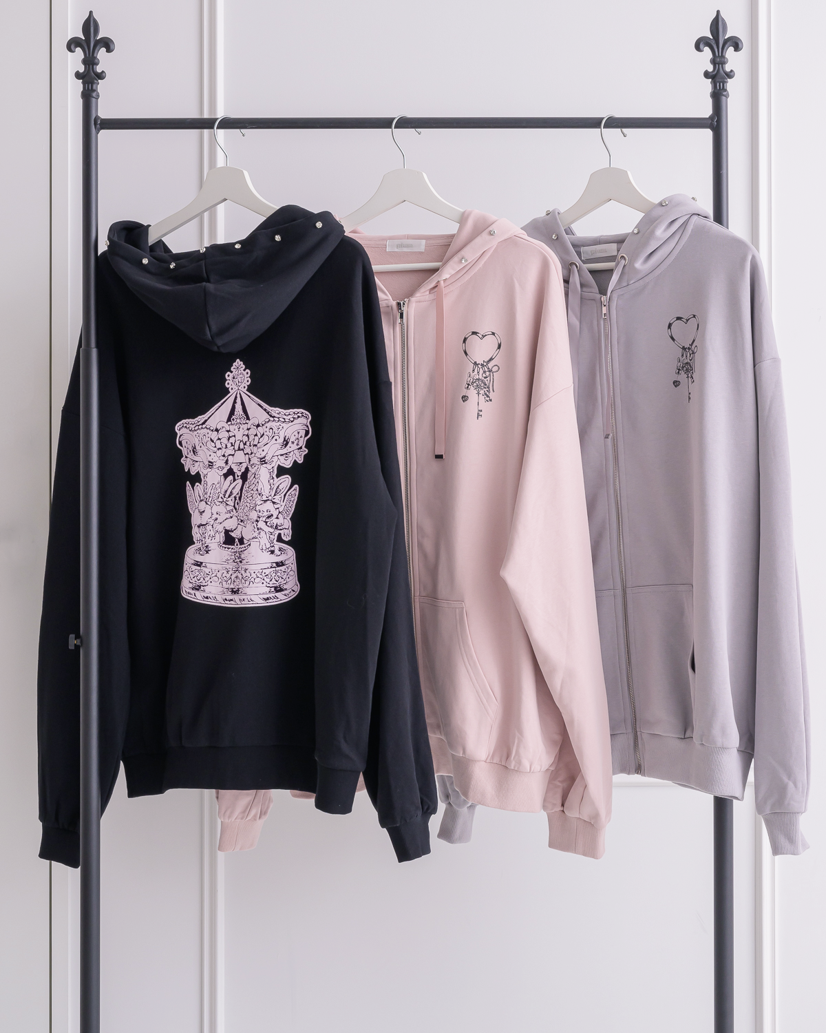 pium bunny go round オーバーサイズジップパーカー