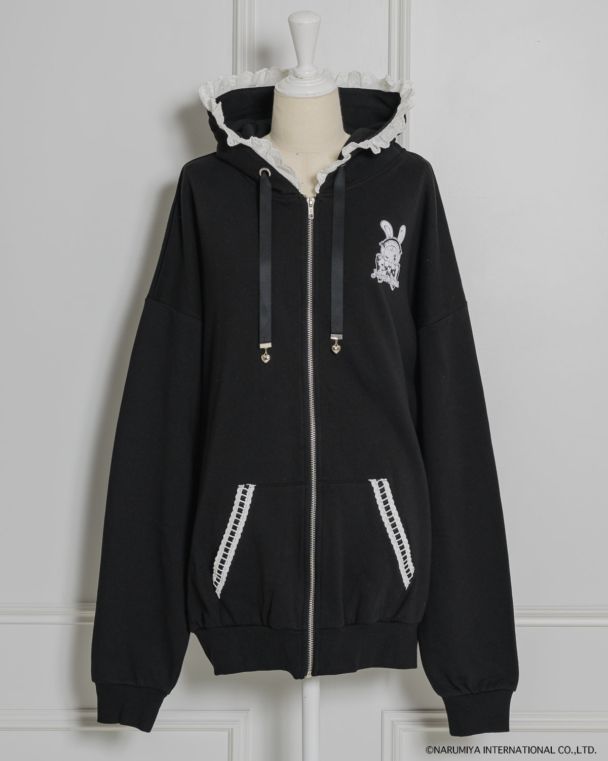 カラー:ブラック