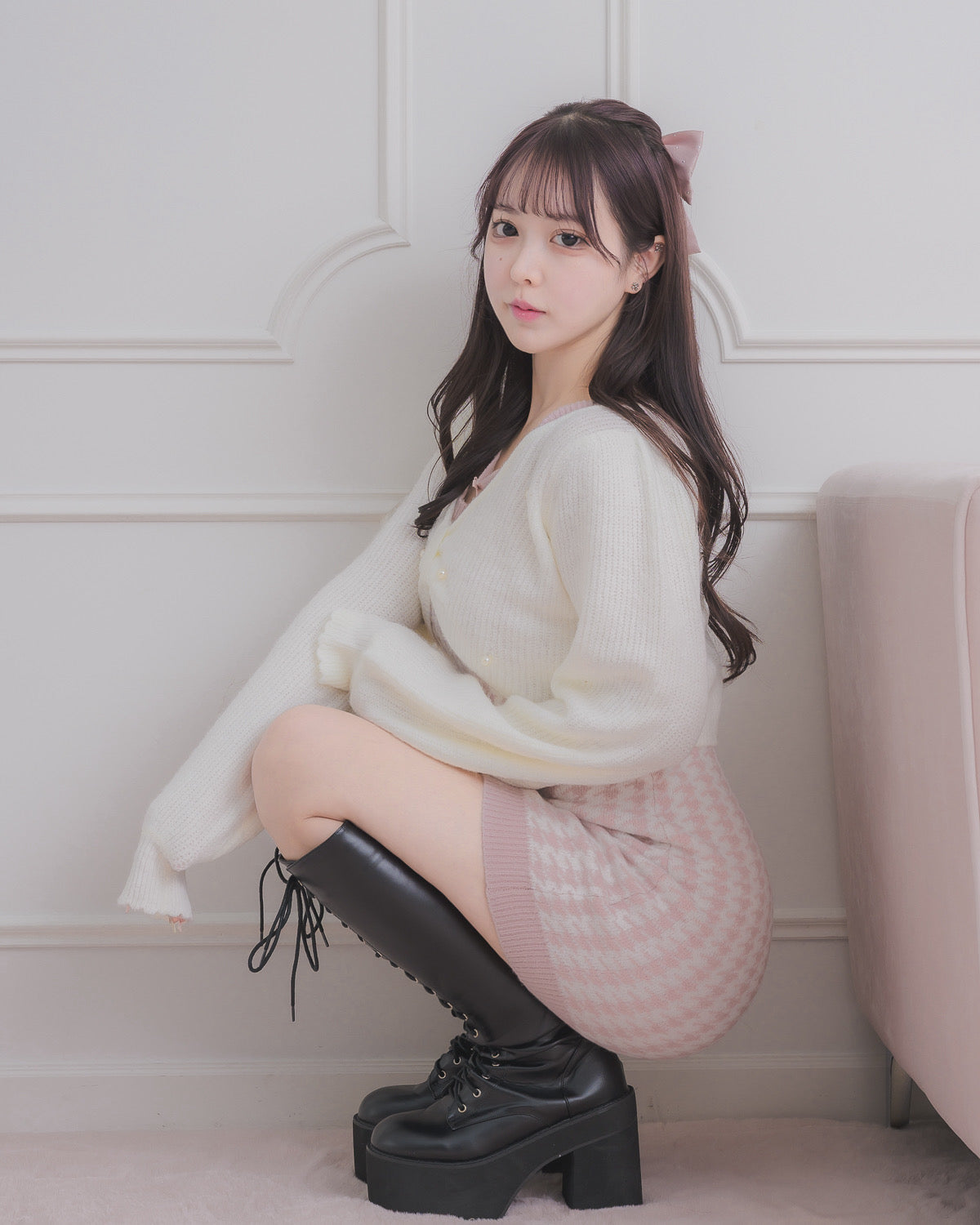 モデル身長:157cm/着用カラー:ホワイト×ピンク