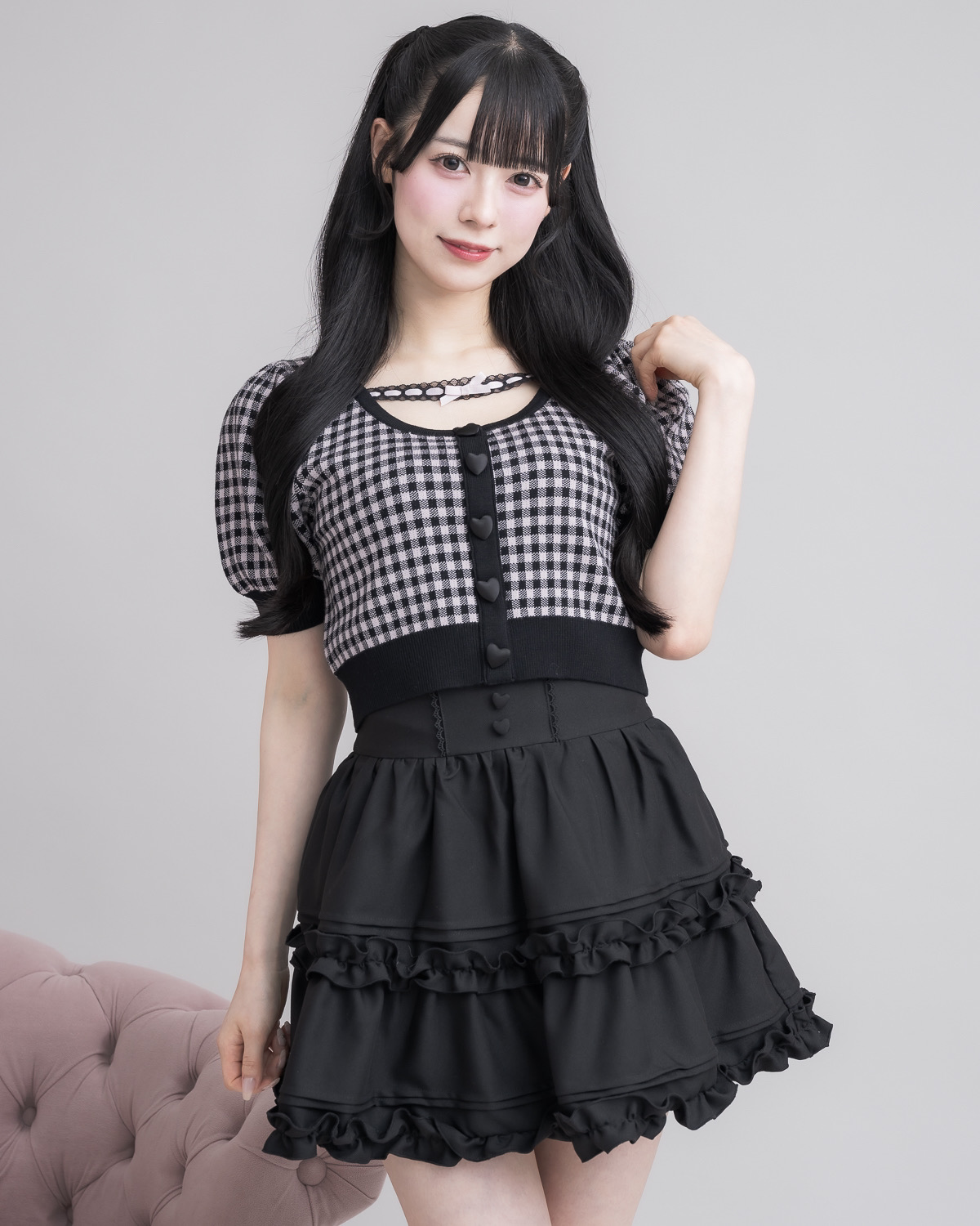 モデル身長:155cm/着用カラー:ブラック×ピンク