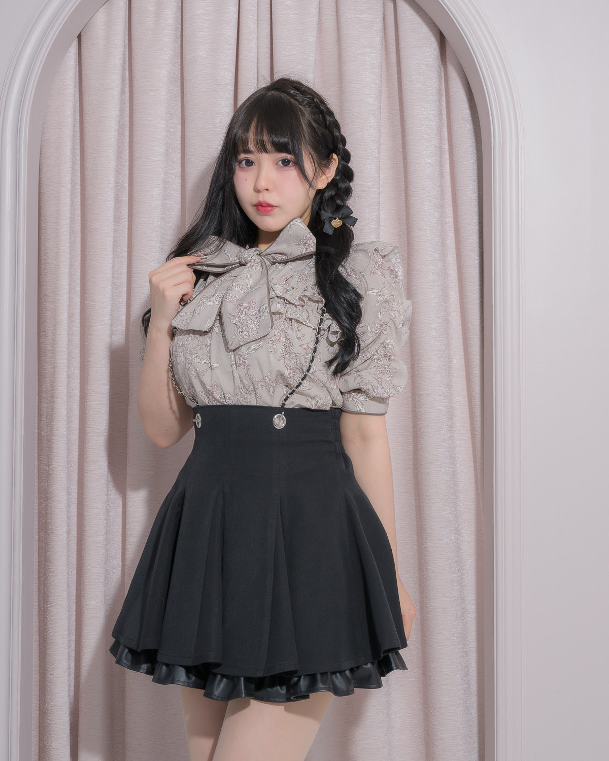 モデル身長:157cm/着用カラー:ピンクベージュ×モカ