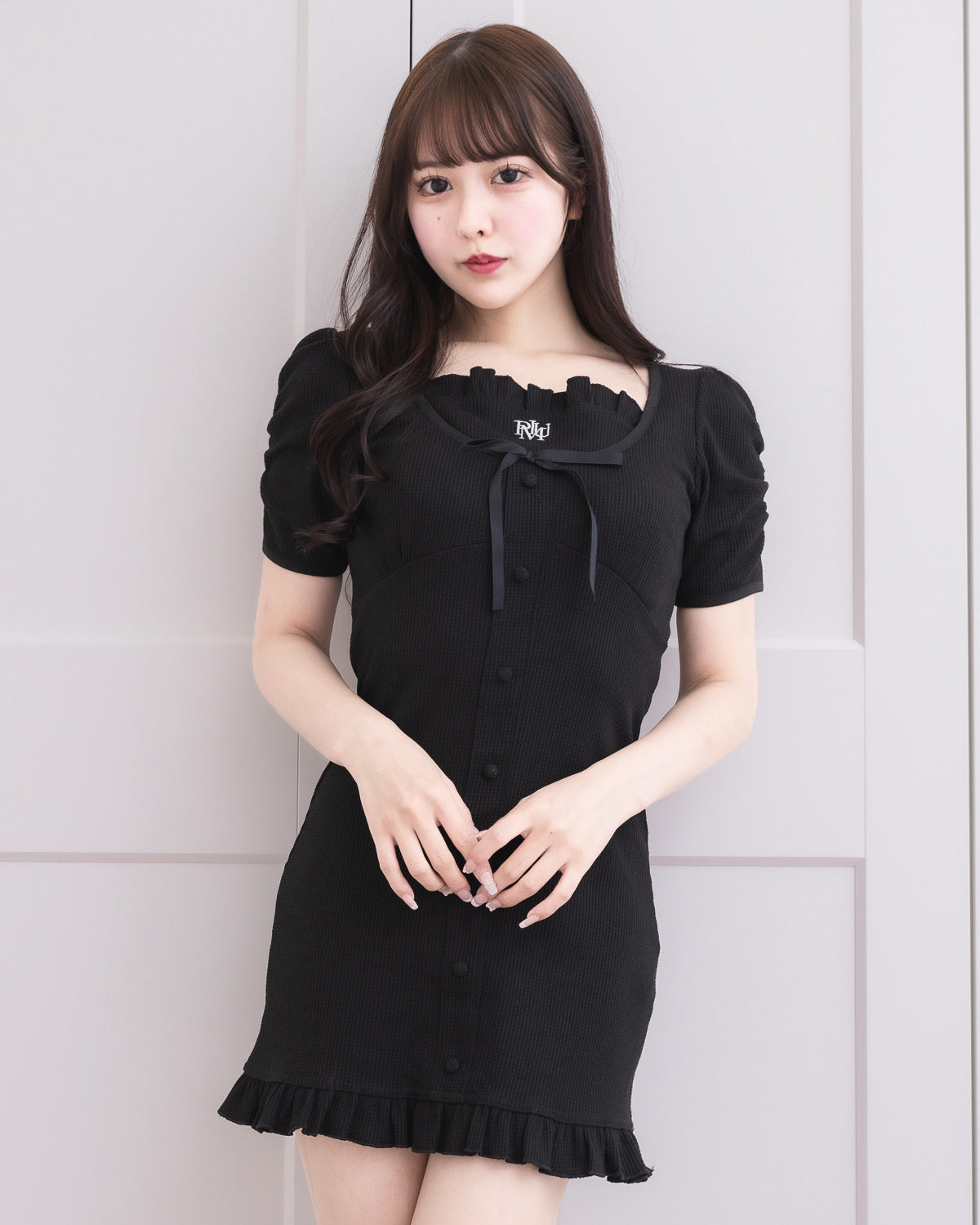 モデル身長:157cm/着用カラー:ブラック