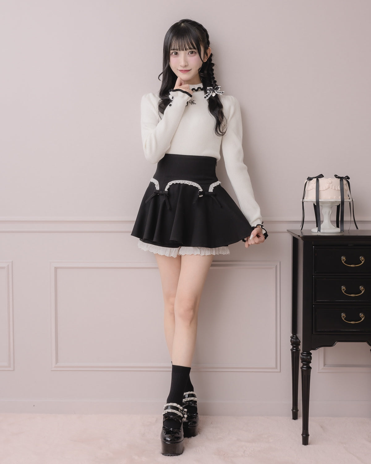 モデル身長:157cm/着用カラー:ブラック