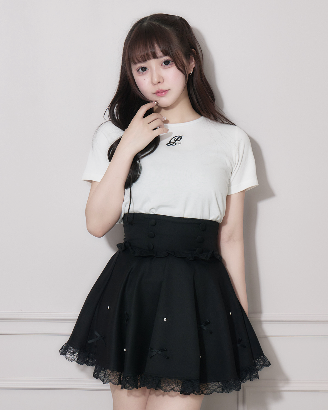 モデル身長:157cm/着用カラー:ブラック