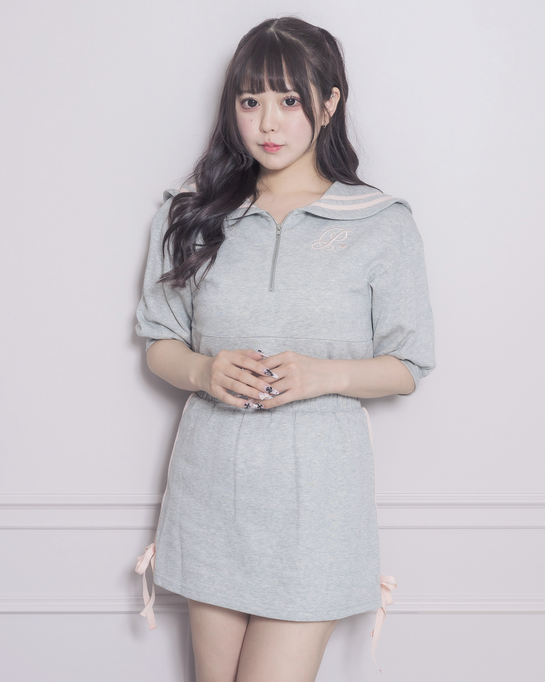 モデル身長:157cm/着用カラー:グレー