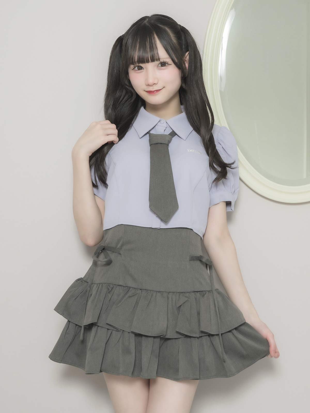 ネクタイ付きパフスリーブシャツ – pium ネクタイ付きパフスリーブシャツ – pium