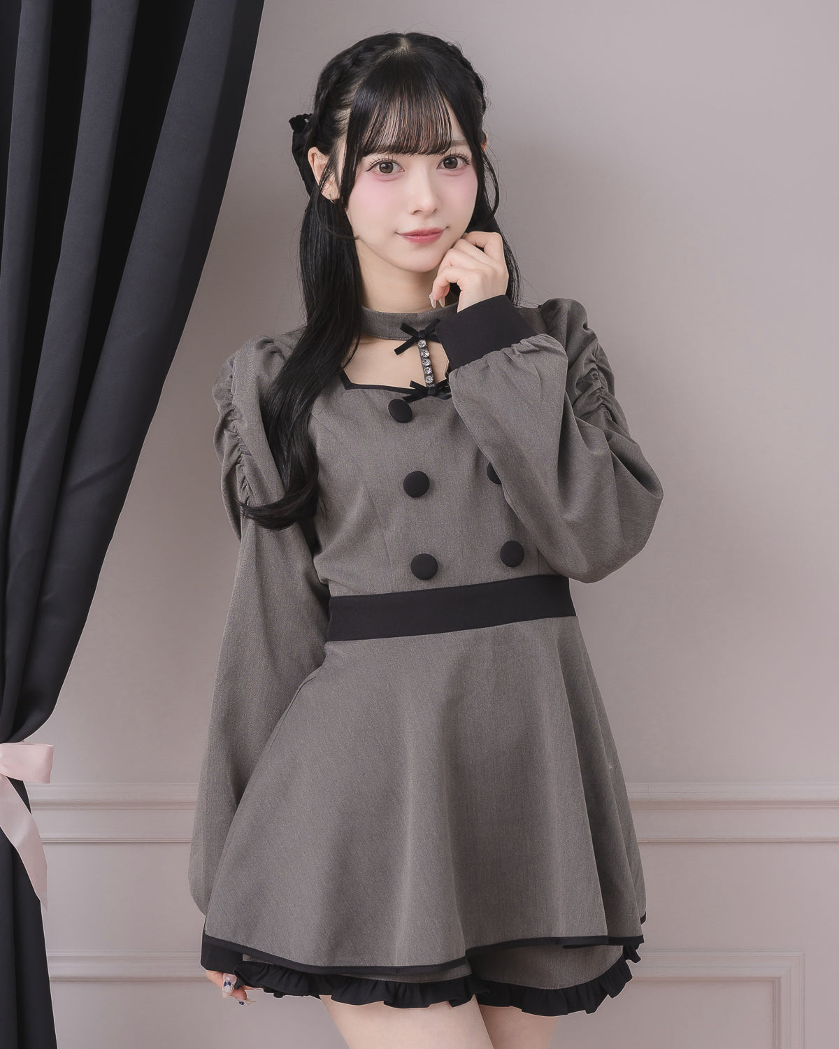 モデル身長:155cm/着用カラー:チャコール