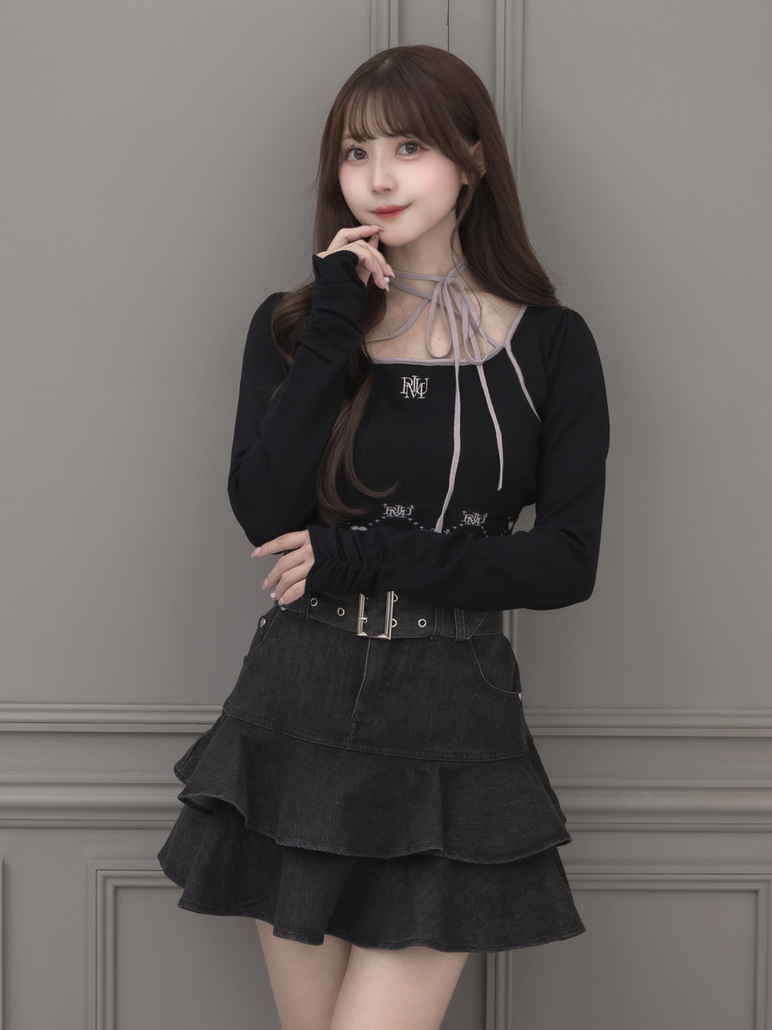 モデル身長:159cm/着用カラー:ブラック