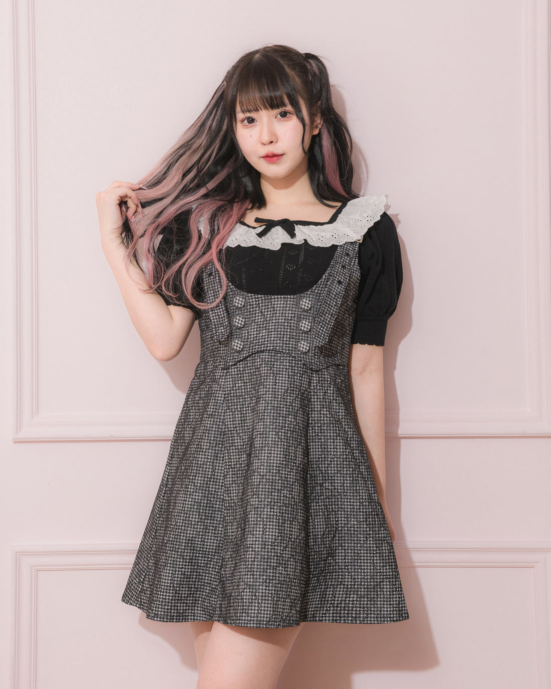 モデル身長:157cm/着用カラー:ギンガム×レース