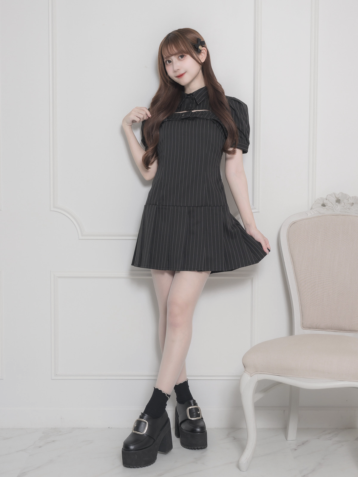 モデル身長:159cm/着用カラー:ブラック