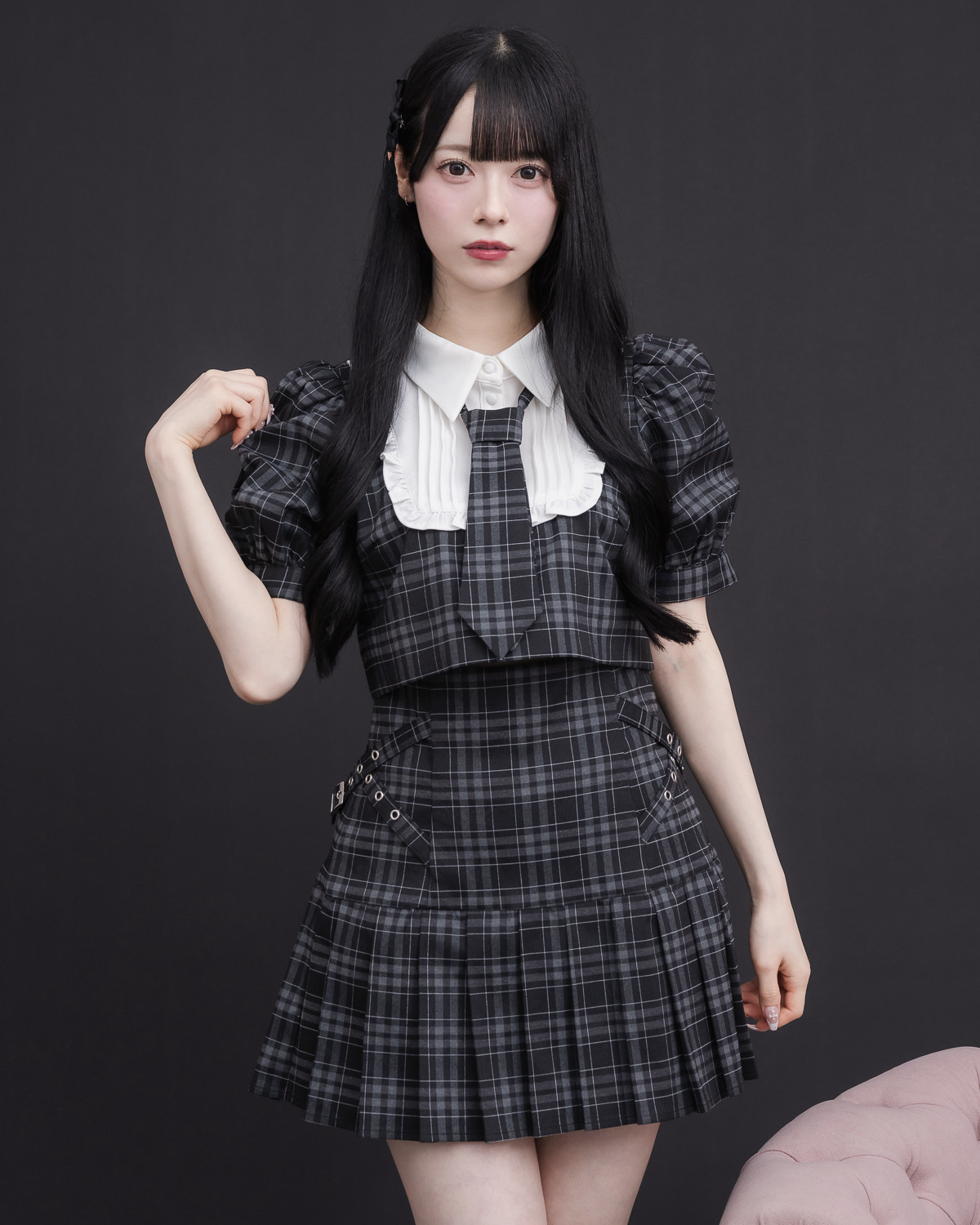 モデル身長:155cm/着用カラー:ブラックチェック