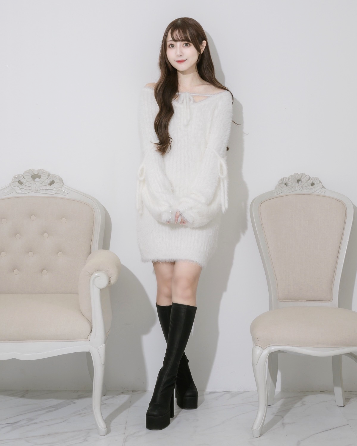 モデル身長:159cm/着用カラー:ホワイト