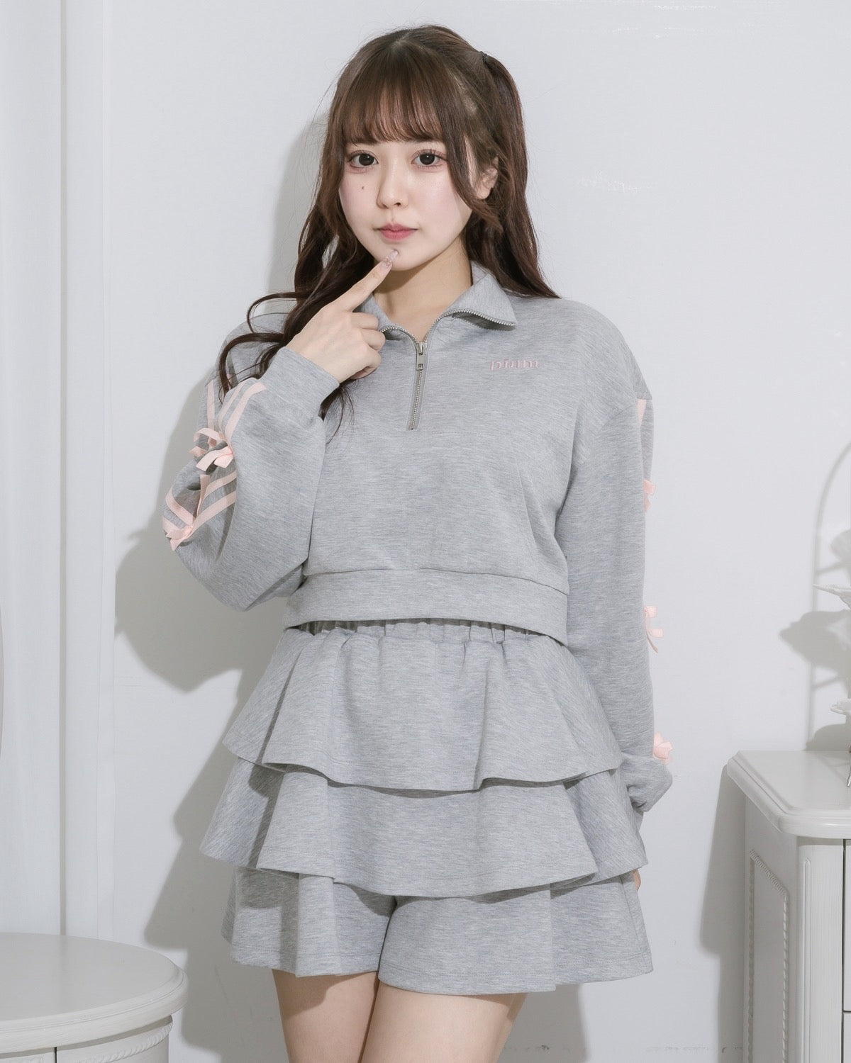 モデル身長:157cm/着用カラー:グレー